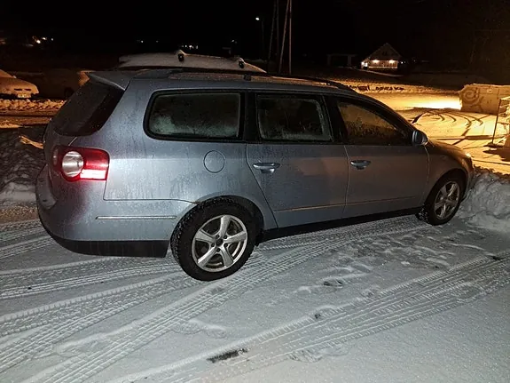 Volkswagen Passat 2008 photo 2