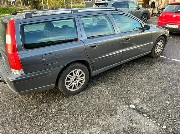 Volvo V70 2005 photo 3
