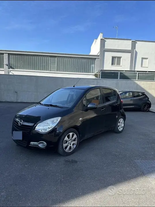 Opel Agila