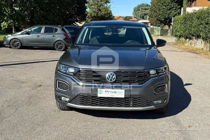 Volkswagen T-Roc 2019 photo 2