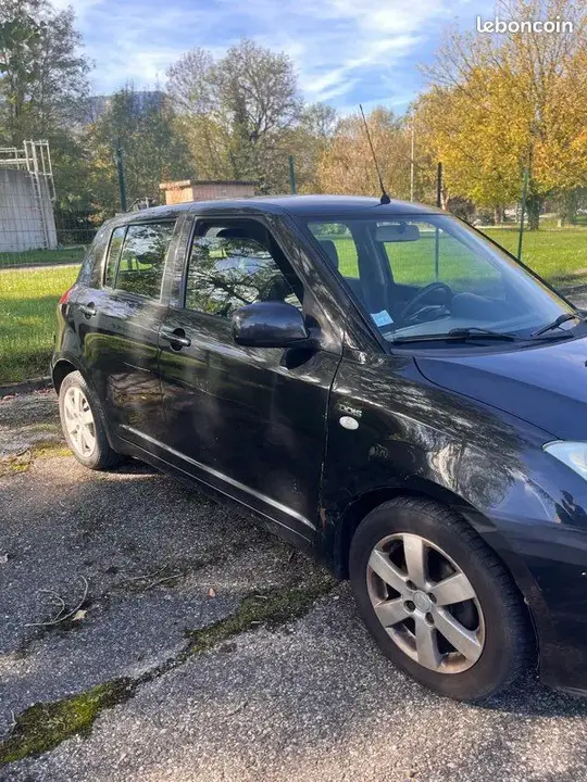 Suzuki Swift 2009 photo 3