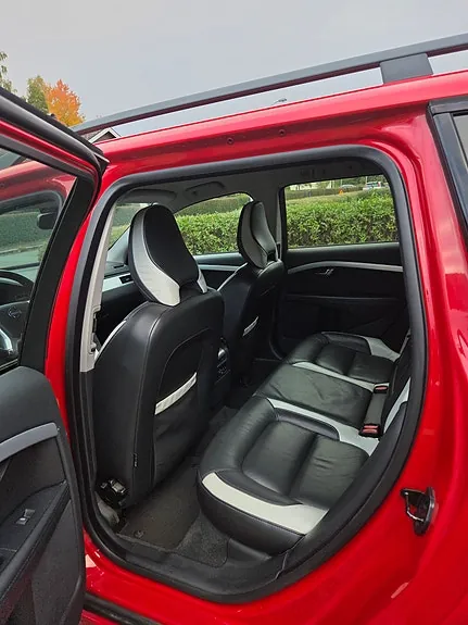 Volvo V70 2011 photo 3