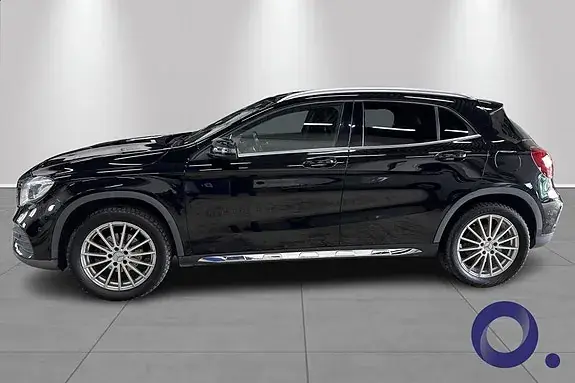 Mercedes-Benz Gla 180 2019 photo 2