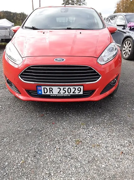 Ford Fiesta 2015 photo 3