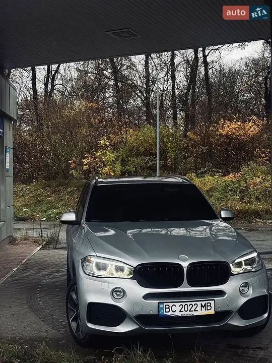 BMW X5 2018 photo 2