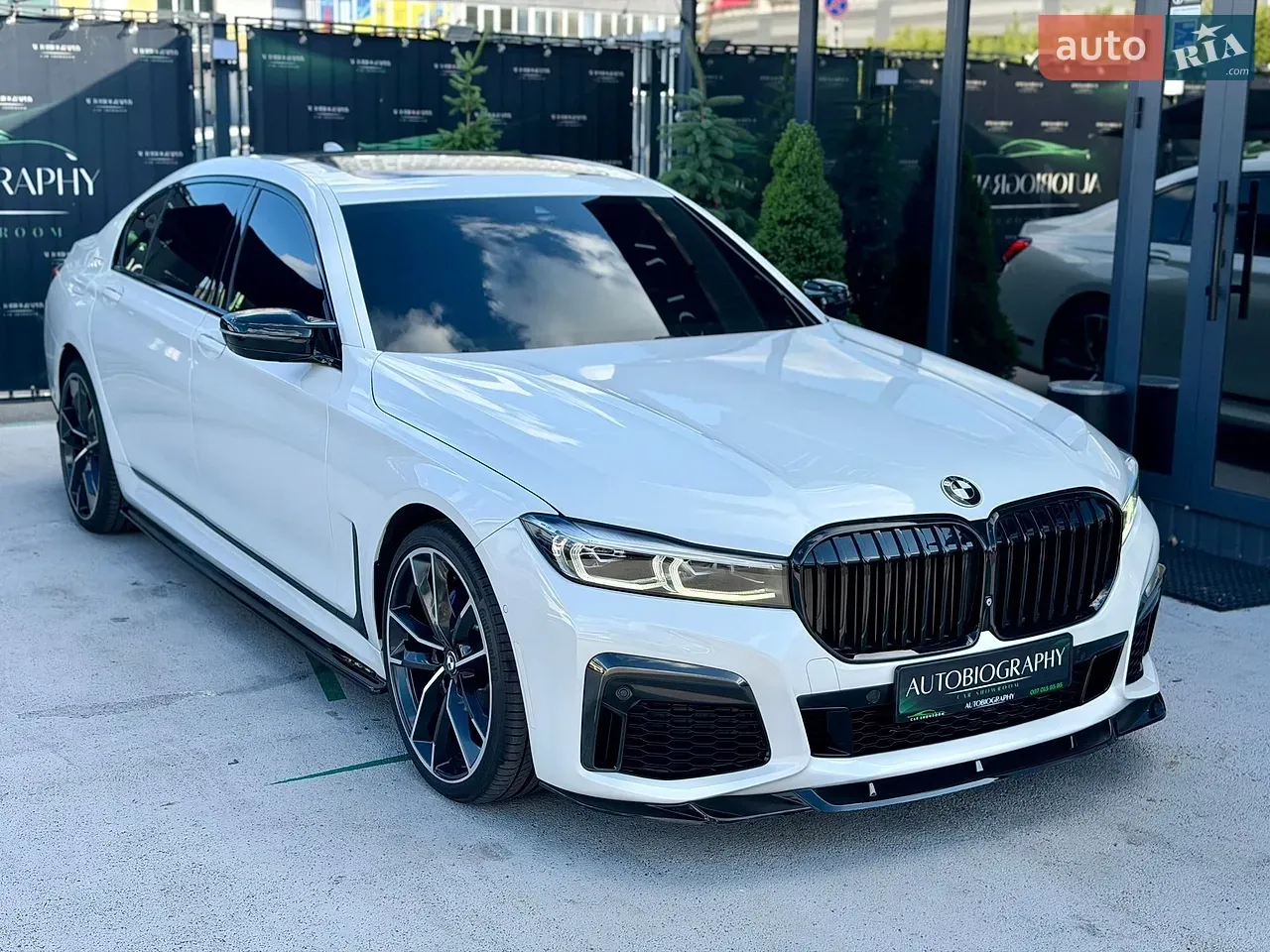 BMW 7 Series 2019 photo 4