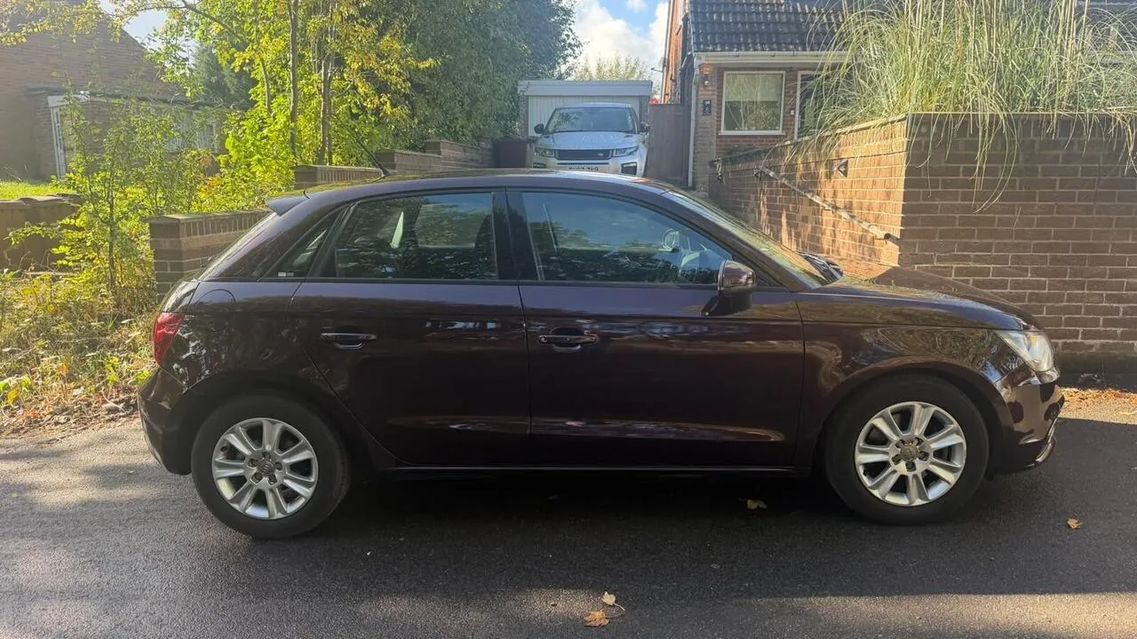 Audi A1 2012 photo 4
