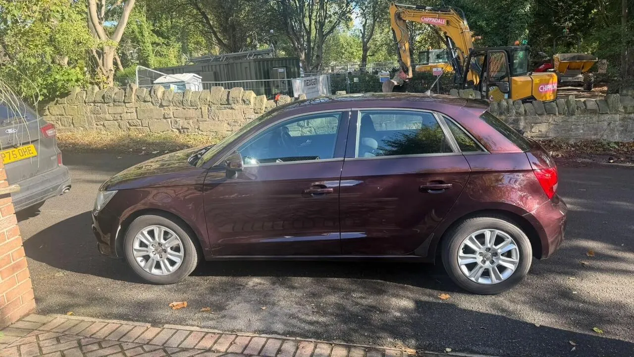 Audi A1 2012 photo 2