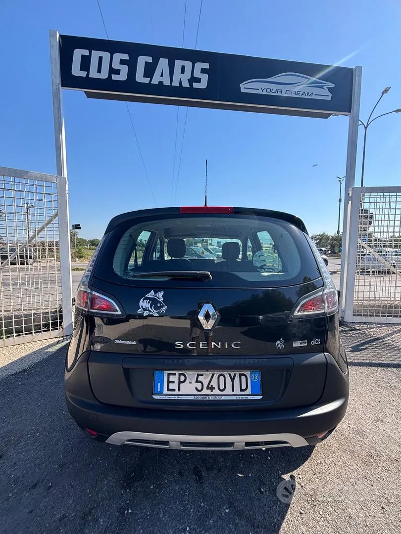 Renault Scenic 2013 photo 5