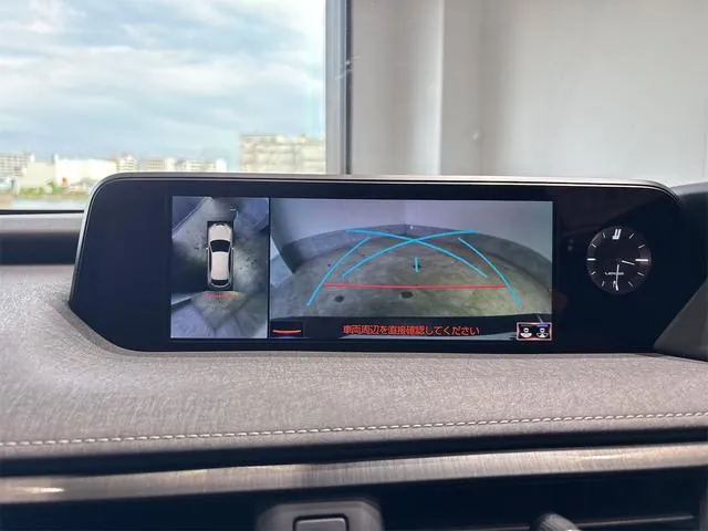 Lexus Ux 2019 photo 2