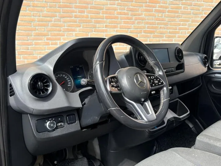 Mercedes-Benz Sprinter 2020 photo 2