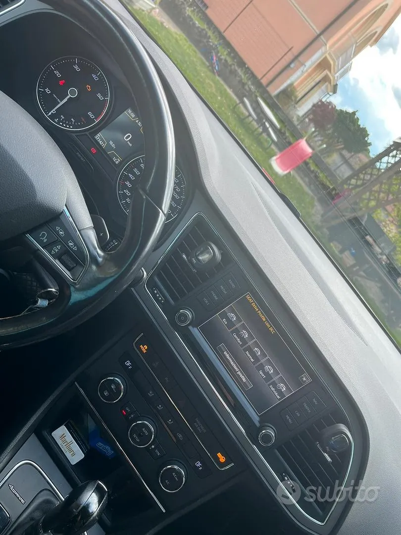 Seat Leon 2017 photo 2