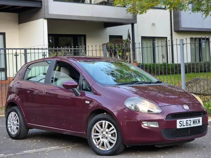 Fiat Punto 2012 photo 4