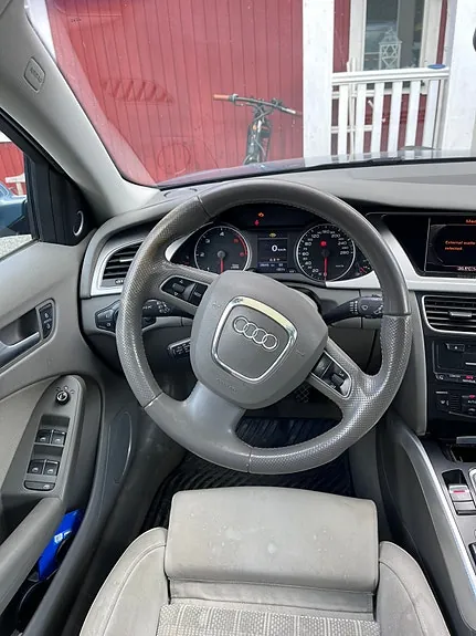 Audi A4 2012 photo 5