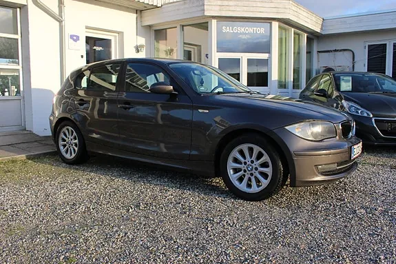 BMW 120I 2007 photo 3