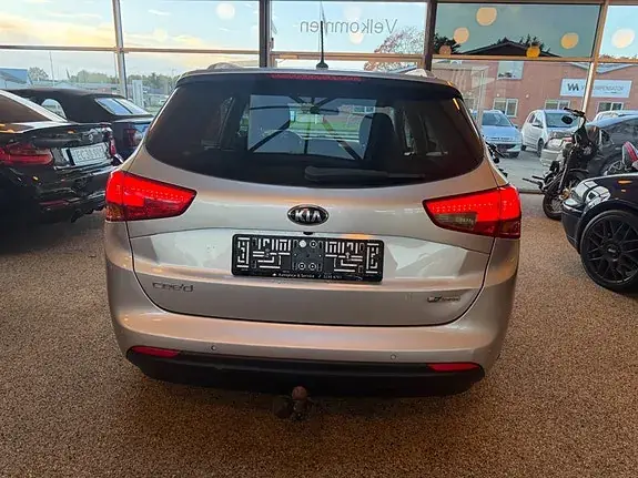 Kia Ceed 2015 photo 4