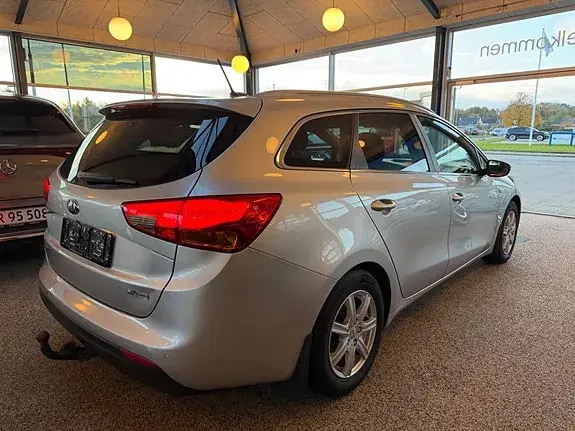 Kia Ceed 2015 photo 5