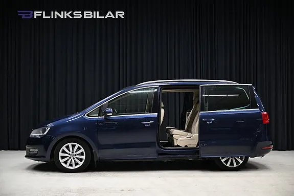 Volkswagen Sharan 2011 photo 2