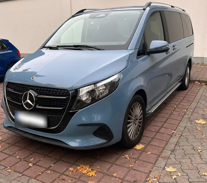 Mercedes-Benz V 220 D