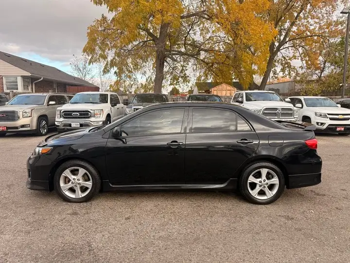 Toyota Corolla 2013 photo 4