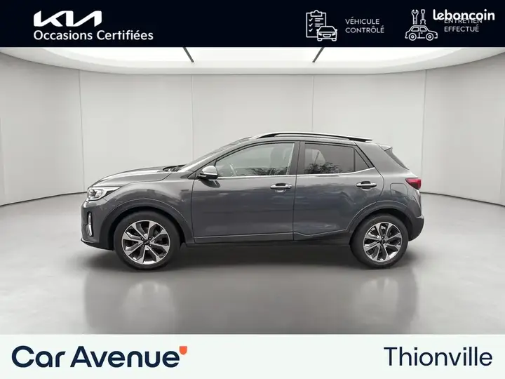 Kia Stonic 2021 photo 2