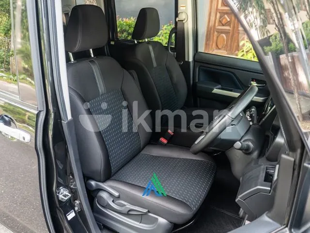 Toyota Roomy 2023 photo 4