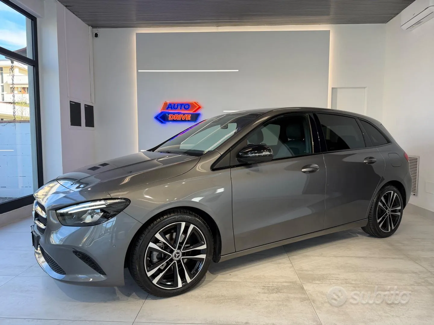 Mercedes-Benz B
