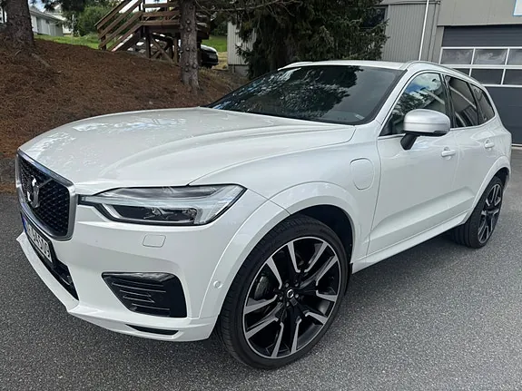 Volvo Xc60 2019 photo 2