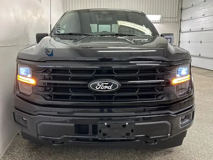 Ford F-150 2024 photo 2
