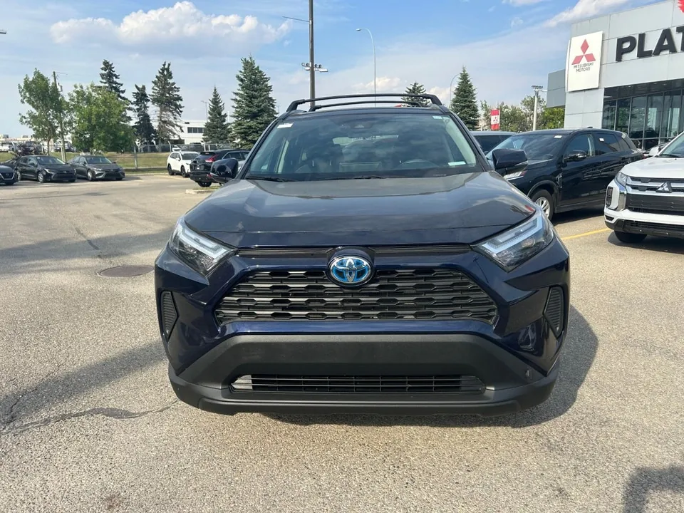 Toyota Rav4 2024 photo 2