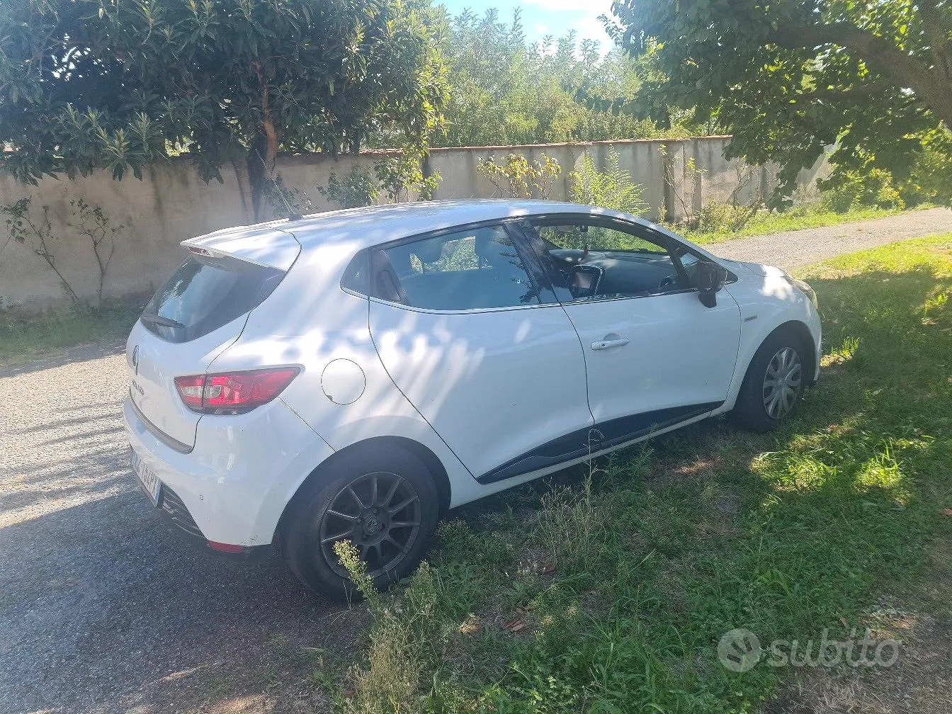 Renault Clio 2015 photo 3
