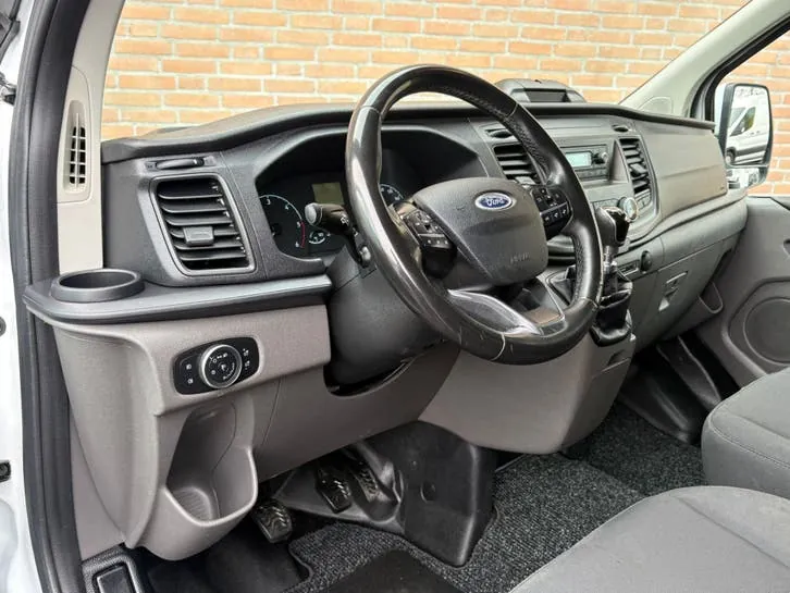 Ford Transit Custom 2022 photo 2