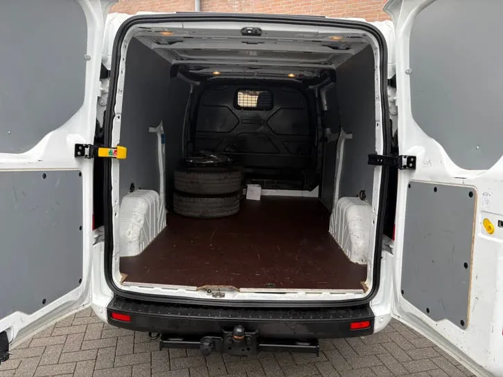 Ford Transit Custom 2022 photo 3