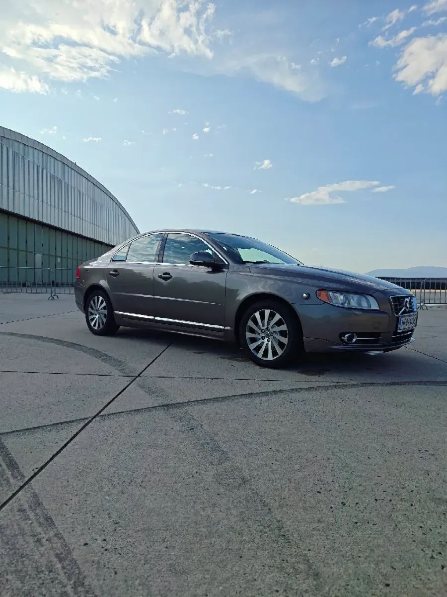 Volvo S80 2012 photo 3