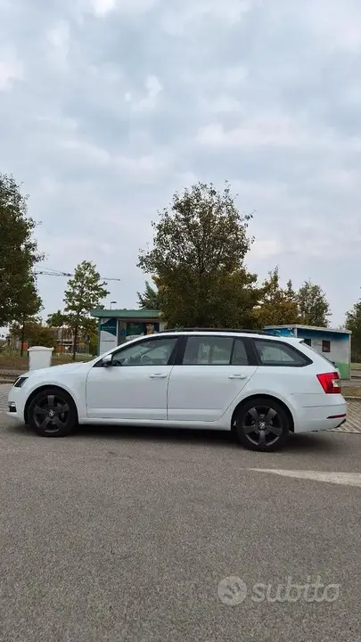 Skoda Octavia 2017 photo 2