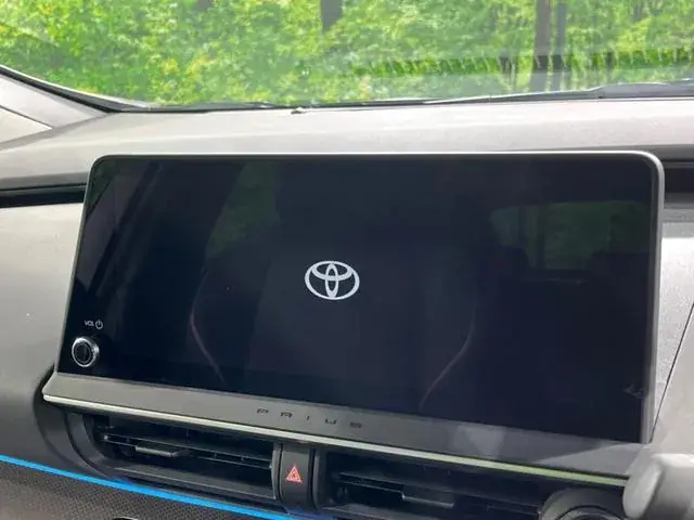 Toyota Prius Z 2025 photo 4