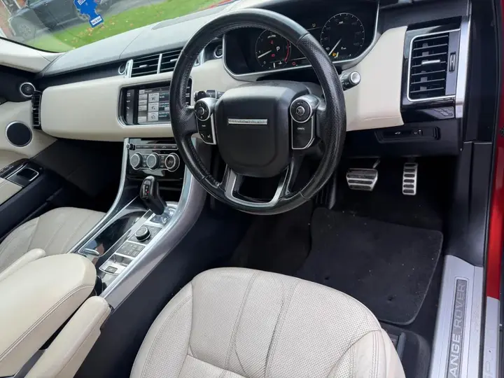 Land Rover Range Rover Sport 2014 photo 2