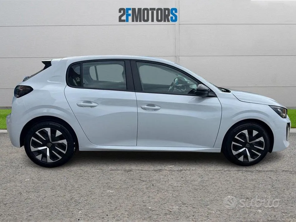 Peugeot 208 2026 photo 3