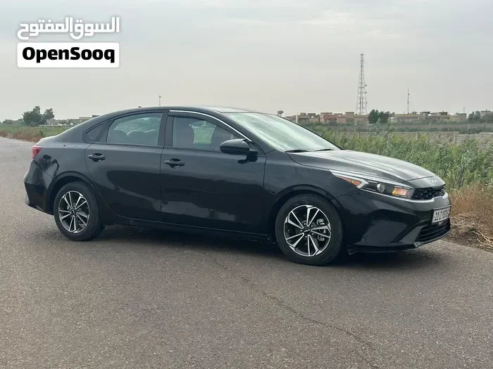 Kia Forte 2023 photo 4