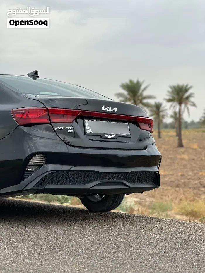 Kia Forte 2023 photo 2