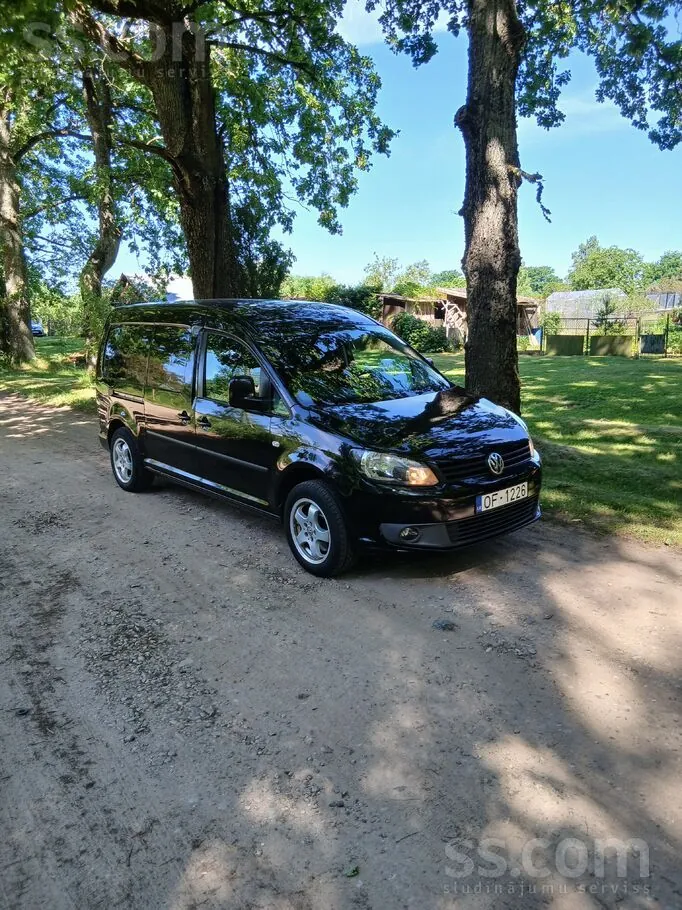 Volkswagen Caddy 2012 photo 2