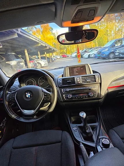 BMW 116D Ed 2012 photo 3