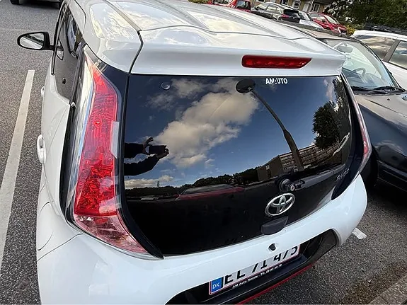 Toyota Aygo 2015 photo 3
