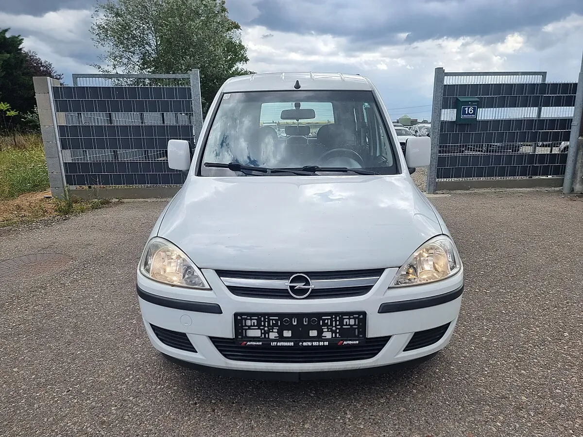 Opel Combo 2010 photo 2
