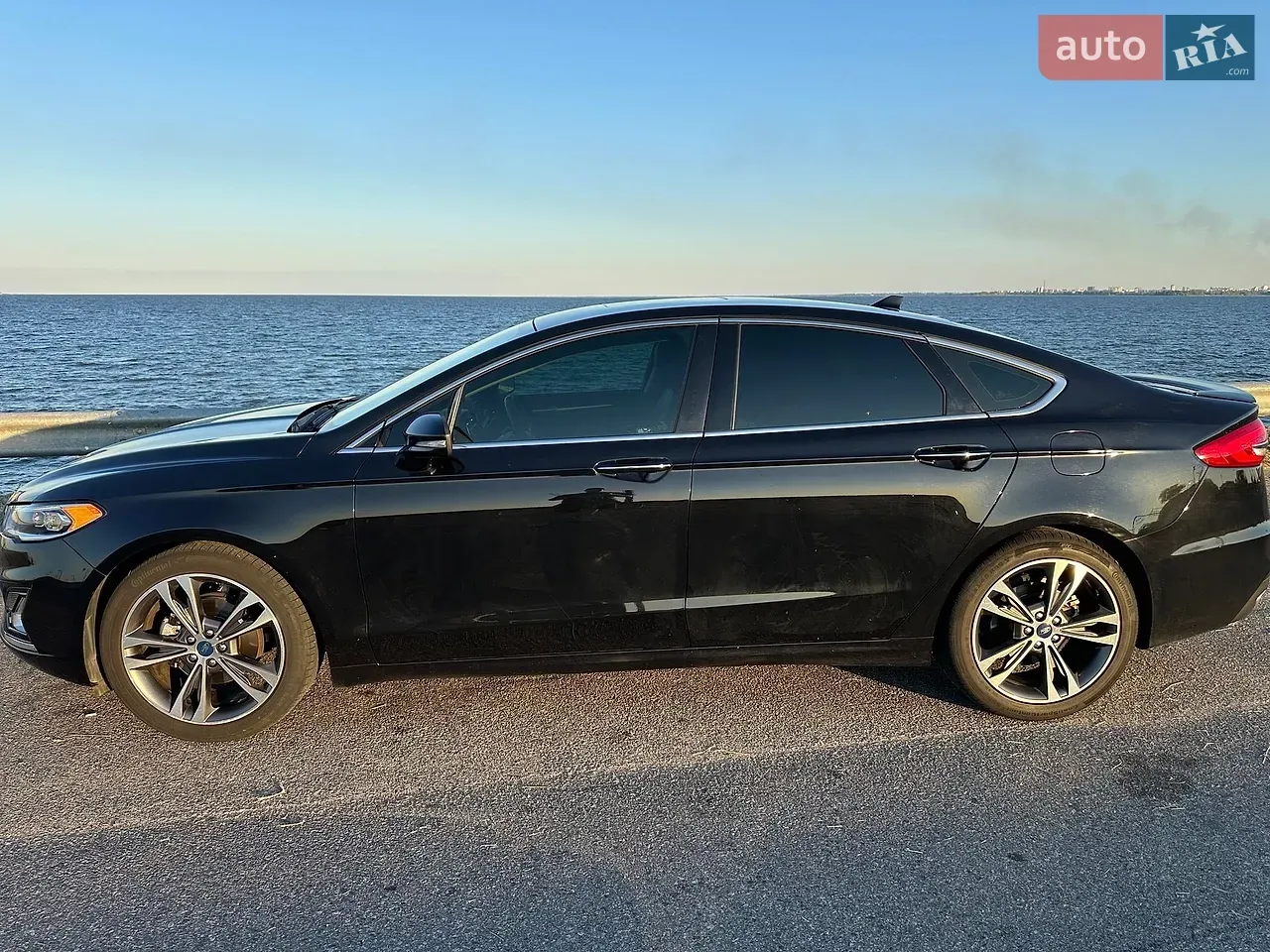 Ford Fusion 2019 photo 4