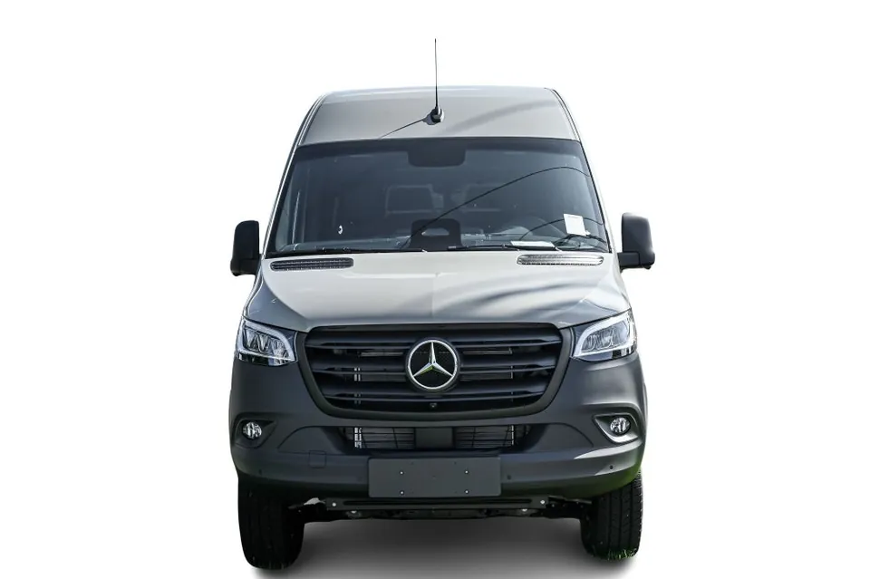 Mercedes-Benz Sprinter 2026 photo 2