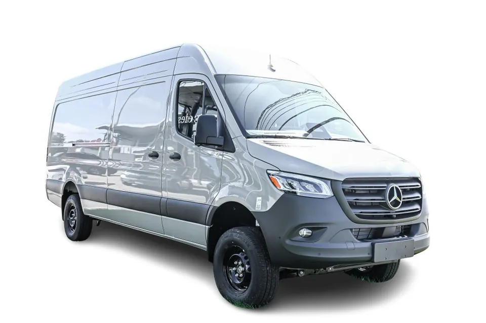 Mercedes-Benz Sprinter 2026 photo 3