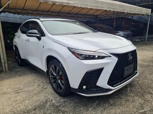 Lexus Nx350