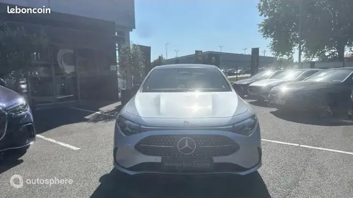 Mercedes-Benz Cla 200 2026 photo 2