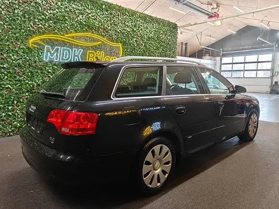 Audi A4 2008 photo 4